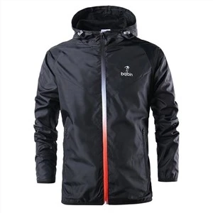 Pánska softshell bunda s kapucňou
